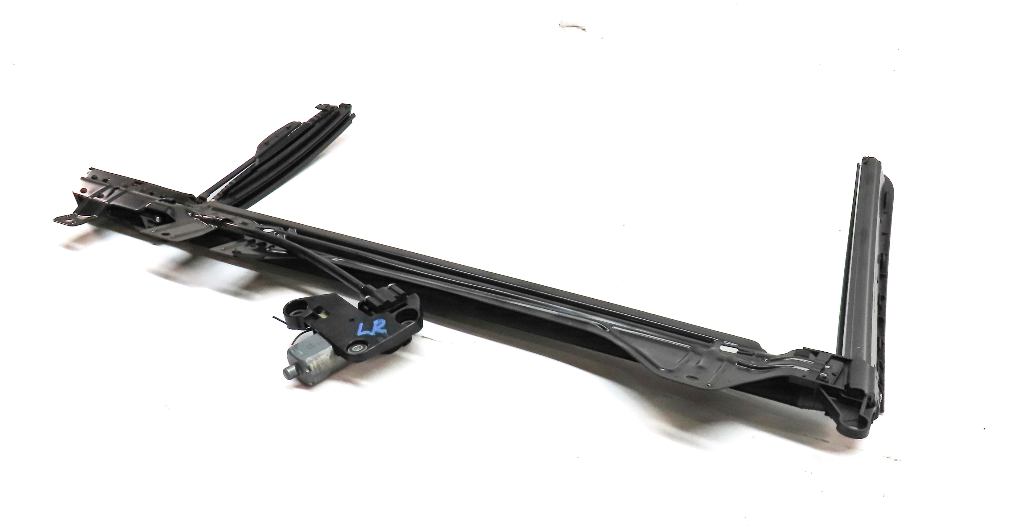 09-15 BMW 7 SERIES (F02) LWB REAR LEFT DOOR WINDOW SUNSHADE SHADE w/ MOTOR — exact item pictured